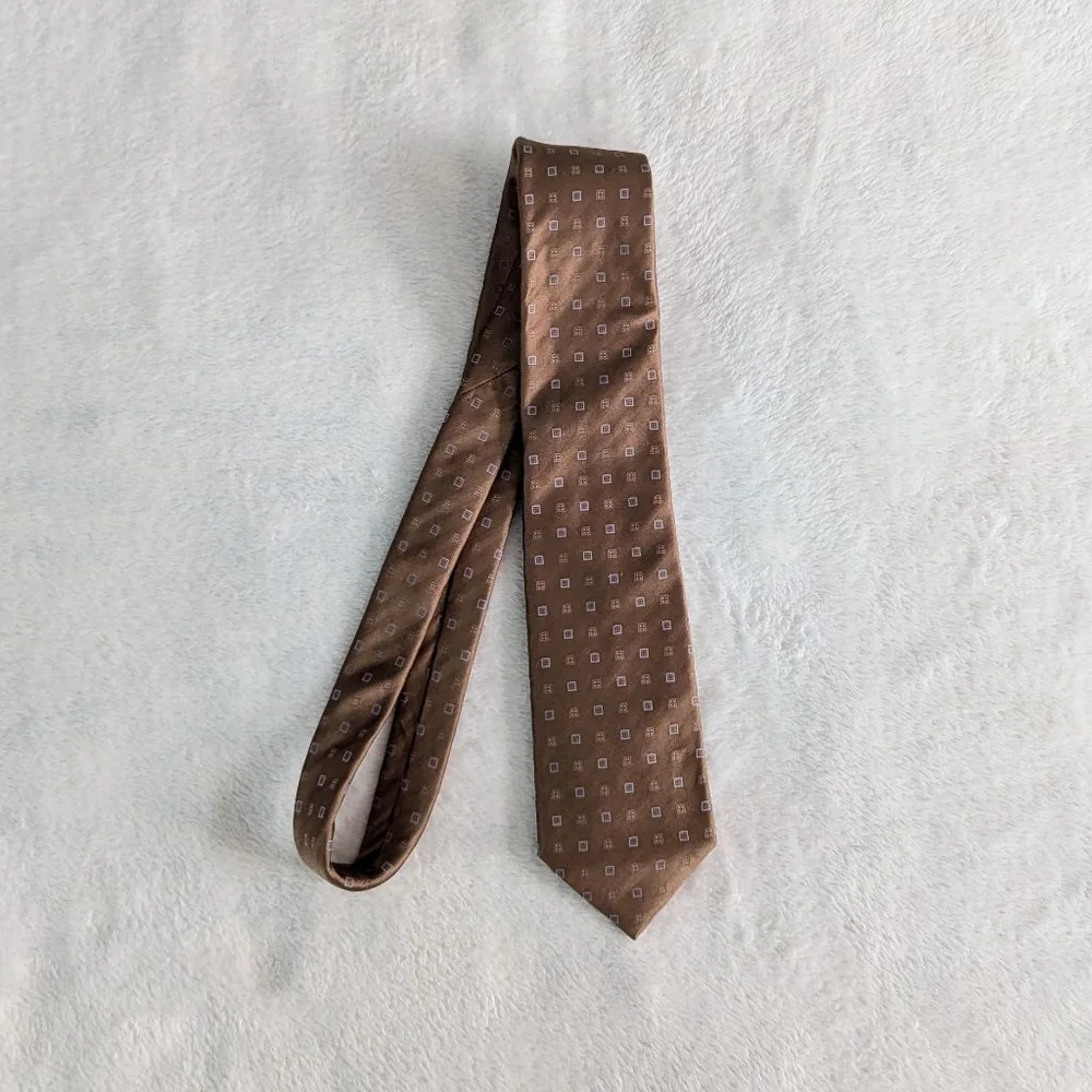 Guy Laroche Brown and Blue Square Tie